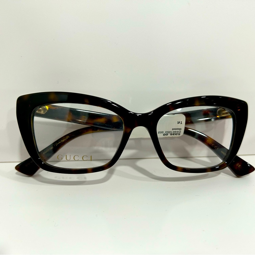 Gucci eyeglasses Havana tortoise cat eye frame. New